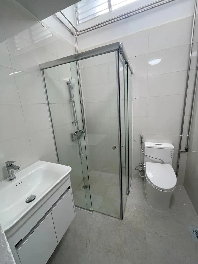 Custom Bathroom Mirror Cutting & Installation