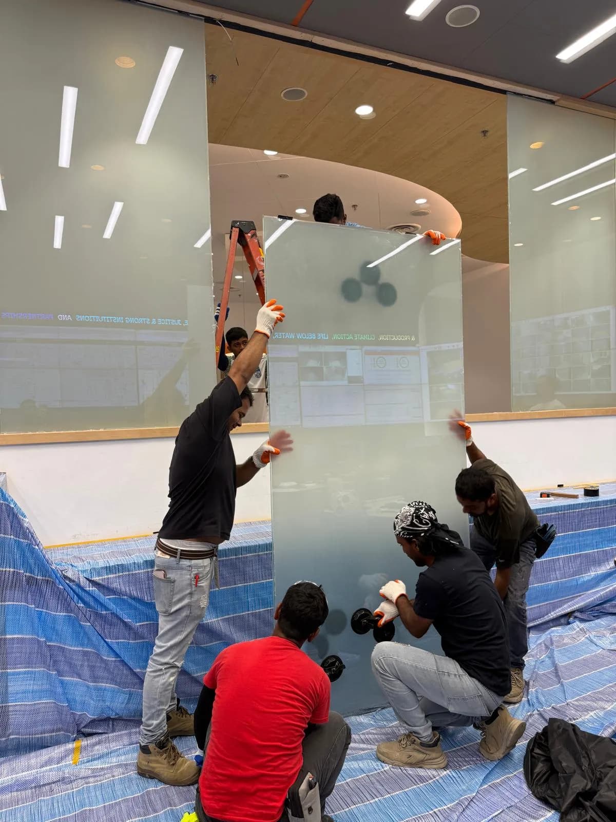 5 Signs Your Office Glass Partition Needs Replacement