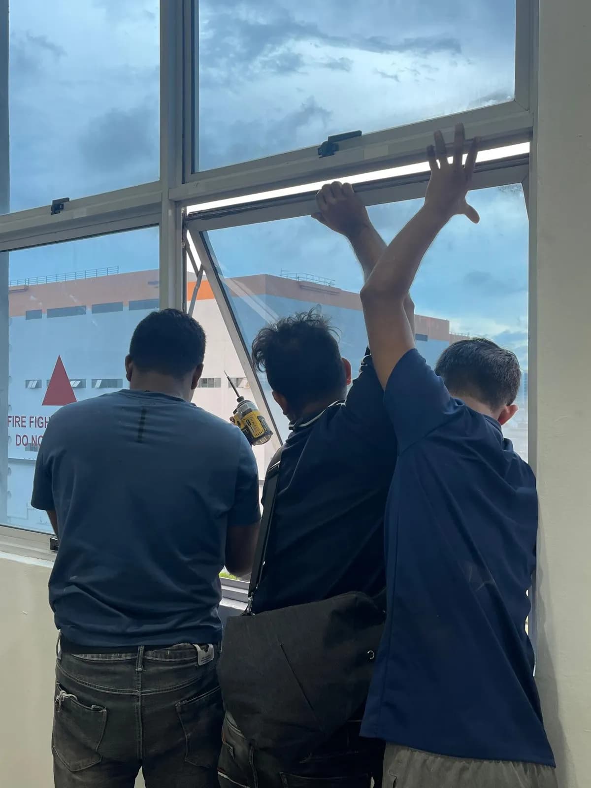 Glass Door Repair Singapore: Repair & Replacement by AM Glass Solution